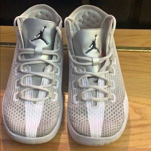 Jordan flights white